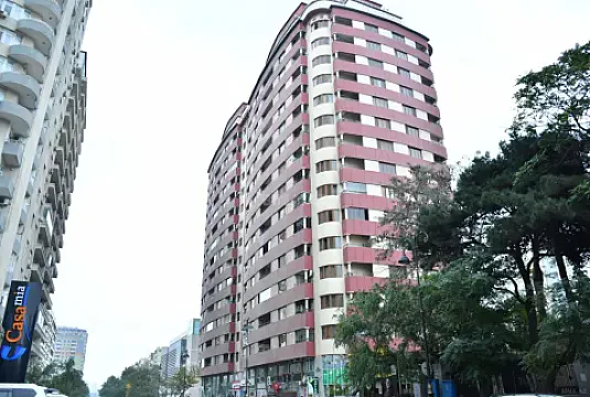 Kirayə verilir 3 otaqlı mənzil 100 m² — Bakı, Nəsimi 3 otaq 100.00 m²