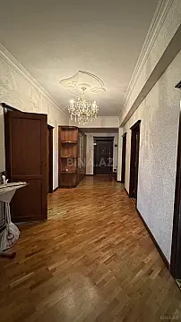 Kirayə verilir 3 otaqlı mənzil 120 m² — Bakı, Nərimanov 3 otaq 120.00 m²