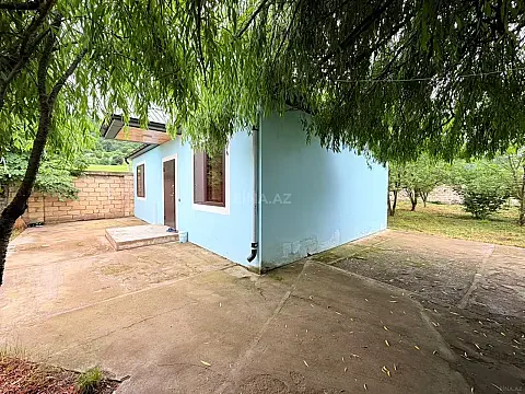 Kirayə verilir 3 otaqlı həyət evi 99 m² — Quba 3 otaq 99.00 m²