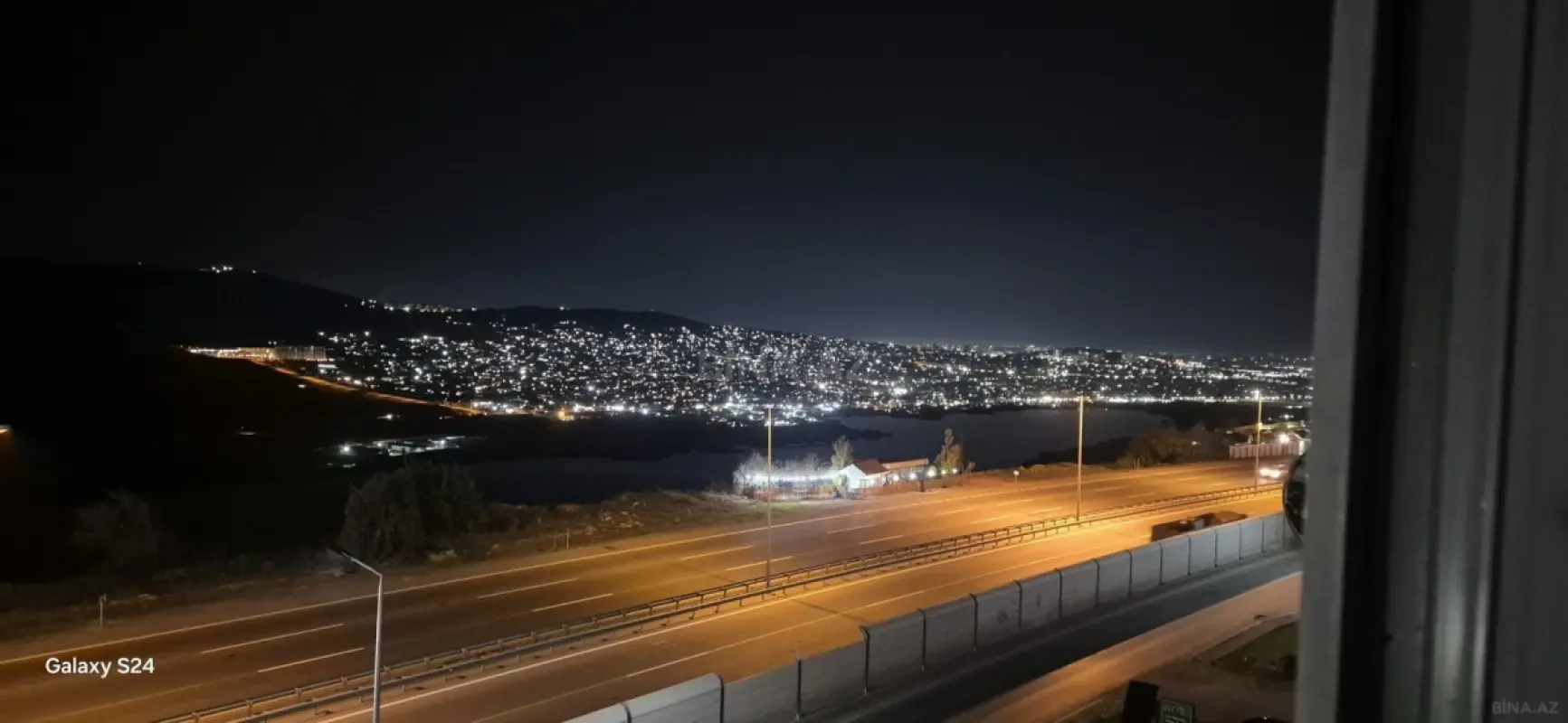 Kirayə verilir 4 otaqlı mənzil 123 m²