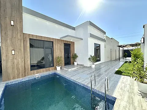 Satılır 4 otaqlı həyət evi 100 m² — Bakı, Mərdəkan 4 otaq 100.00 m²