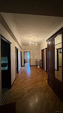 Kirayə verilir 3 otaqlı mənzil 120 m² — Bakı, Nərimanov 3 otaq 120.00 m²