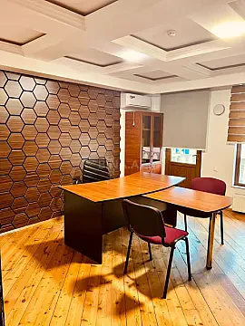 Kirayə verilir 3 otaqlı ofis 90 m² — Bakı, Nərimanov 3 otaq 90.00 m²