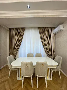 Kirayə verilir 4 otaqlı mənzil 200 m² — Bakı, Nərimanov 4 otaq 200.00 m²
