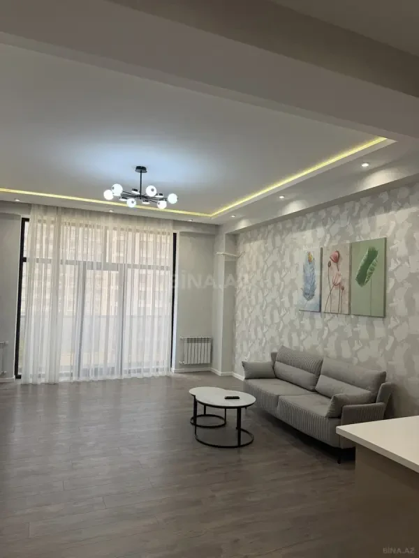 Satılır 2 otaqlı mənzil 83 m²