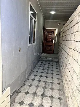 Kirayə verilir 2 otaqlı həyət evi 50 m² — Bakı, Bakıxanov 2 otaq 50.00 m²
