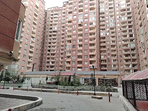 Kirayə verilir 1 otaqlı mənzil 45 m² — Bakı, İnşaatçılar 1 otaq 45.00 m²