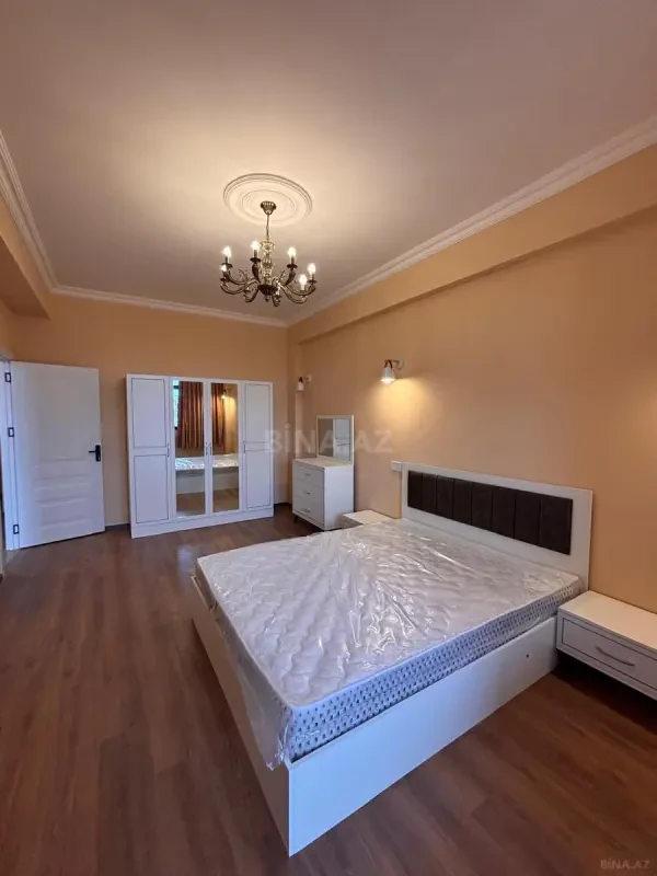 Kirayə verilir 2 otaqlı mənzil 80 m²
