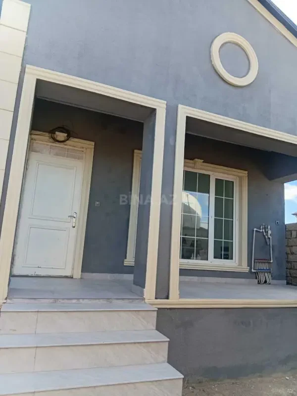 Satılır 3 otaqlı həyət evi 100 m²