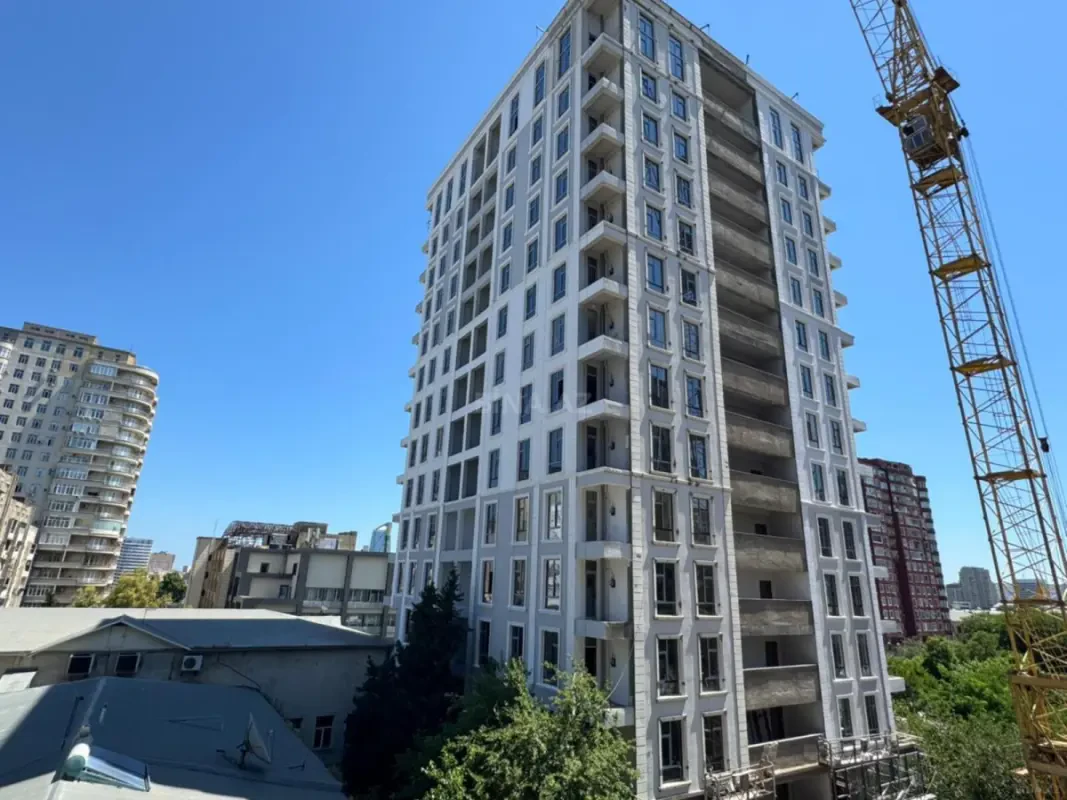 Satılır 2 otaqlı mənzil 72 m²