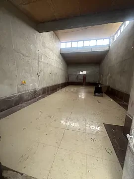 Kirayə verilir obyekt 90 m² — Bakı 90.00 m²