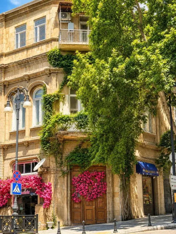 Satılır 2 otaqlı mənzil 75 m²
