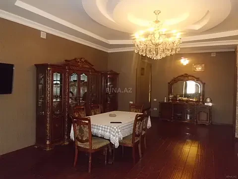 Satılır 6 otaqlı həyət evi 250 m² — Bakı 6 otaq 250.00 m²