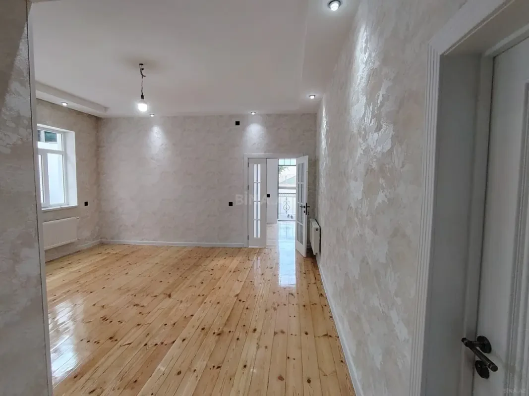 Satılır 4 otaqlı həyət evi 120 m²