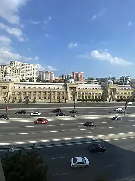 Kirayə verilir 2 otaqlı mənzil 80 m² — Bakı, Nərimanov 2 otaq 80.00 m²