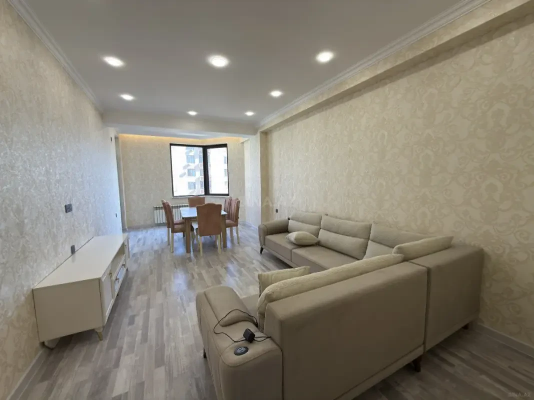 Kirayə verilir 4 otaqlı mənzil 175 m²