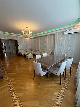 Kirayə verilir 4 otaqlı ofis 145 m² — Bakı 4 otaq 145.00 m²