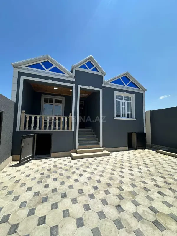 Satılır 4 otaqlı həyət evi 125 m²