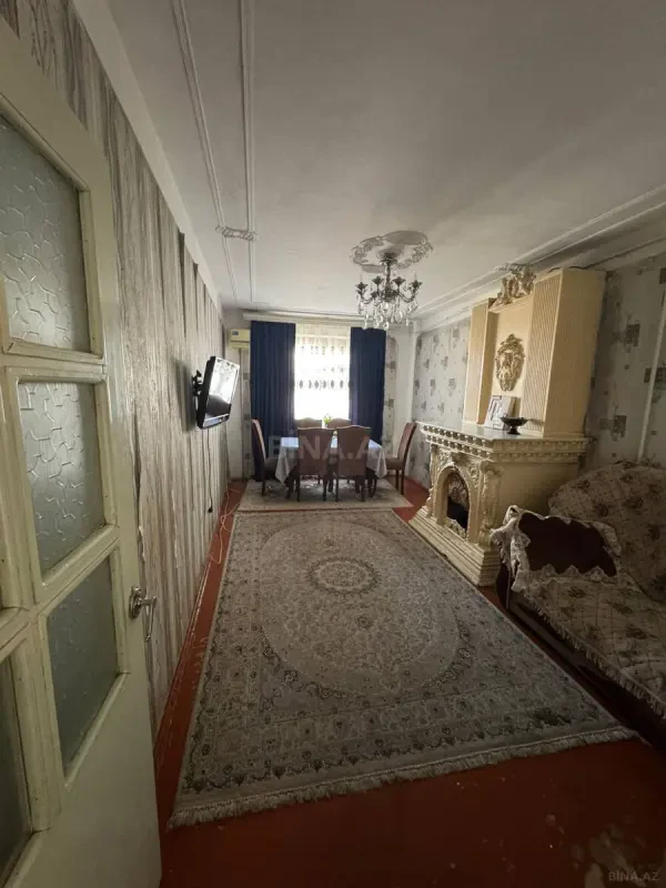 Satılır 2 otaqlı mənzil 86 m²