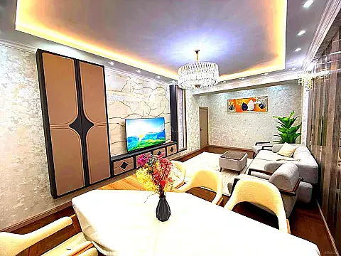 Satılır 3 otaqlı mənzil 127 m² — Bakı 3 otaq 127.00 m²
