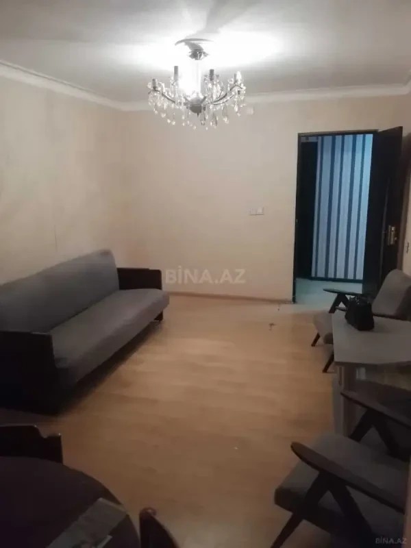 Kirayə verilir 2 otaqlı mənzil 50 m²