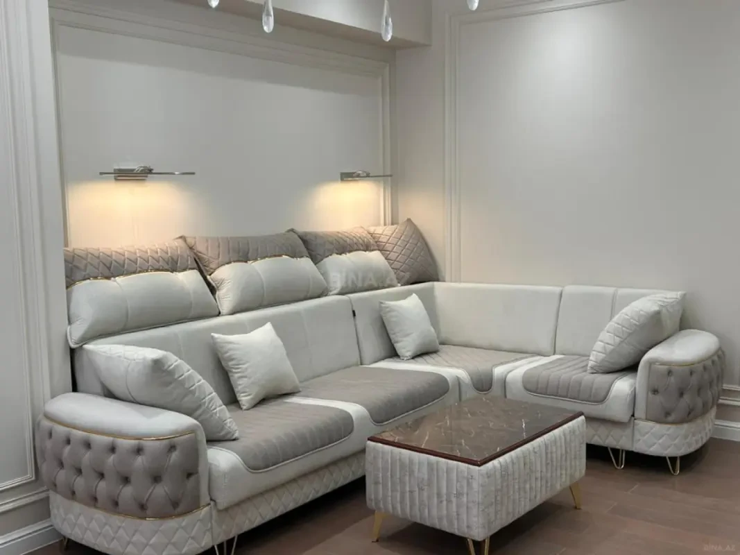 Kirayə verilir 3 otaqlı mənzil 110 m²