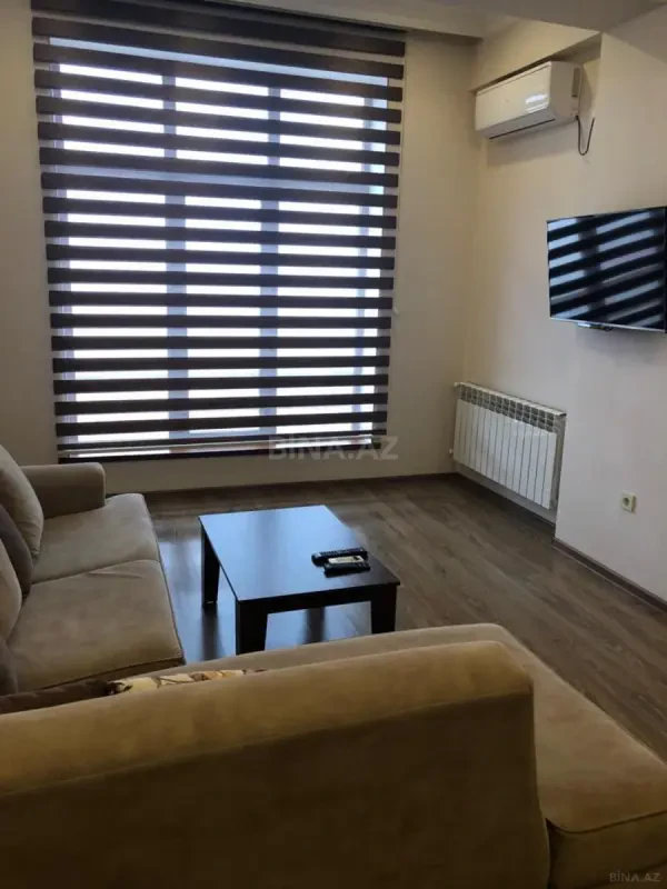 Kirayə verilir 2 otaqlı mənzil 68 m²