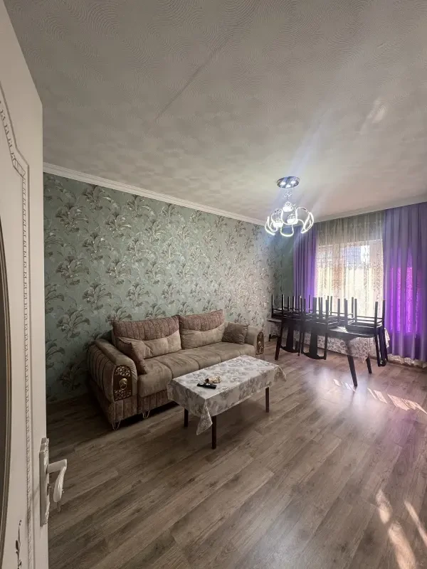 Kirayə verilir 3 otaqlı mənzil 80 m²
