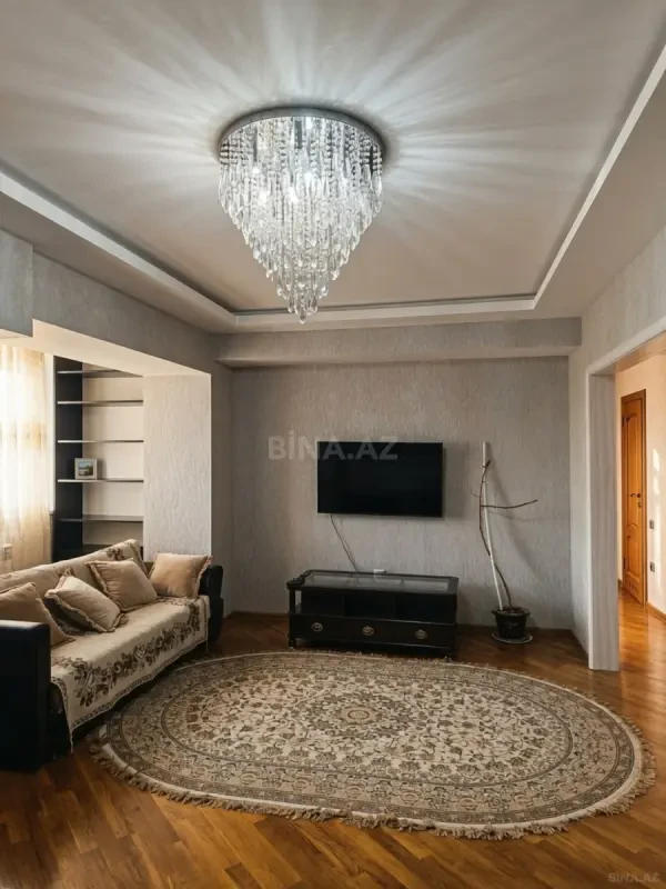 Kirayə verilir 3 otaqlı mənzil 90 m²
