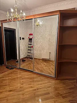 Kirayə verilir 3 otaqlı mənzil 135 m² — Bakı 3 otaq 135.00 m²