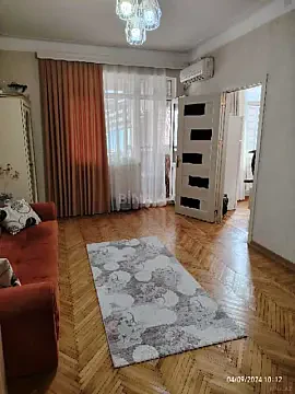 Kirayə verilir 2 otaqlı mənzil 50 m² — Bakı, Nərimanov 2 otaq 50.00 m²