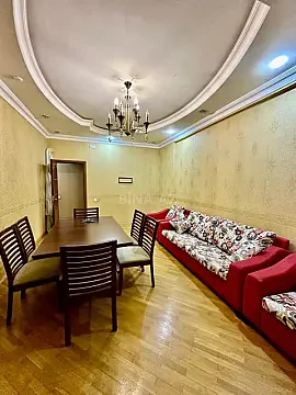 Kirayə verilir 3 otaqlı mənzil 100 m² — Bakı 3 otaq 100.00 m²