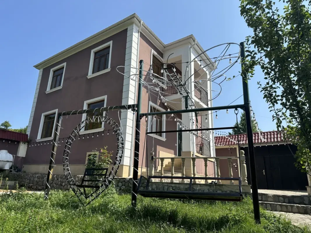 Kirayə verilir 4 otaqlı həyət evi 200 m²