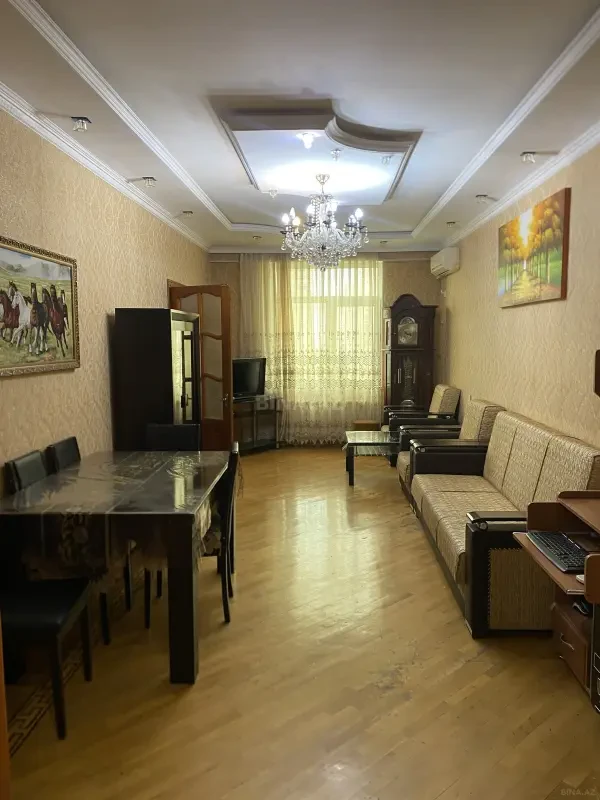 Kirayə verilir 3 otaqlı mənzil 78 m²