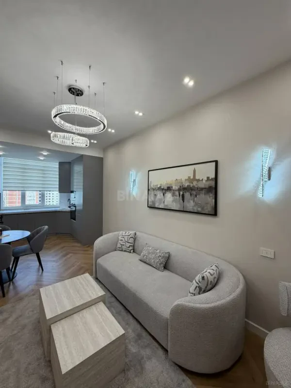 Satılır 2 otaqlı mənzil 70 m²