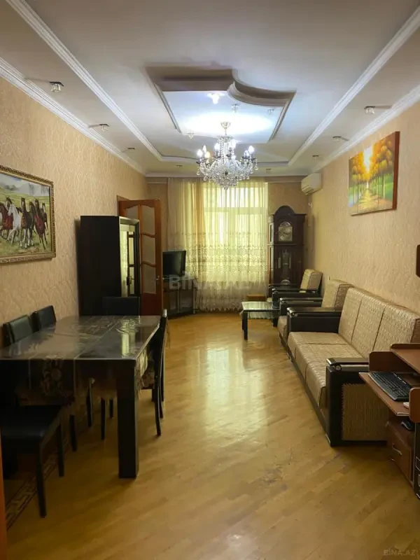 Kirayə verilir 3 otaqlı mənzil 85 m²