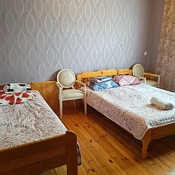Kirayə verilir 3 otaqlı həyət evi 140 m² — Qəbələ 3 otaq 140.00 m²