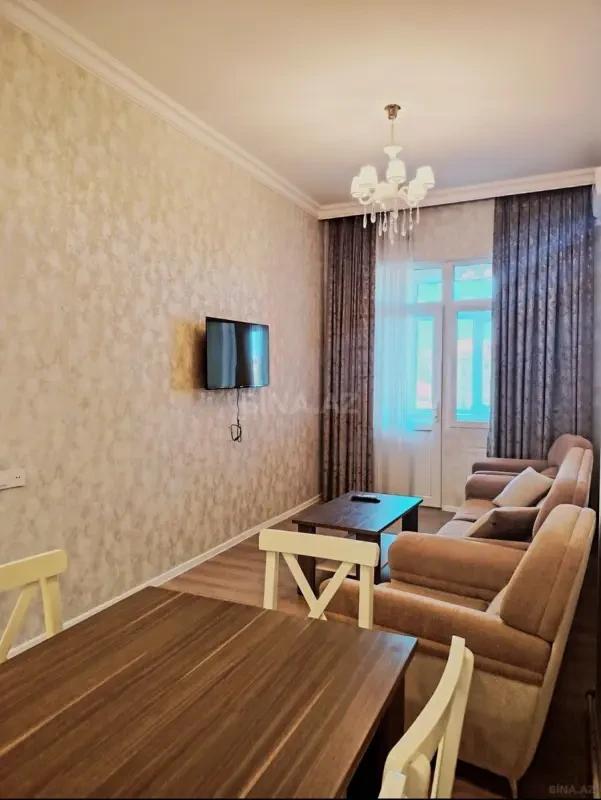 Satılır 2 otaqlı mənzil 75 m²
