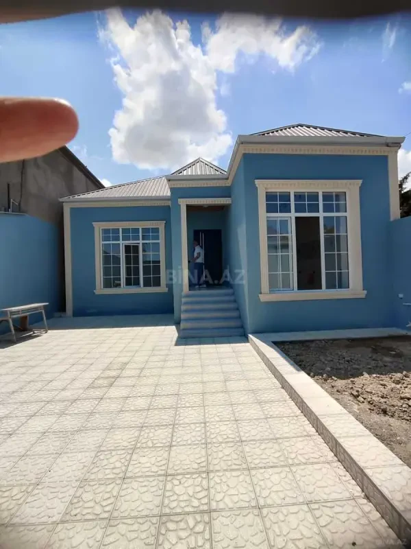Satılır 3 otaqlı həyət evi 100 m²