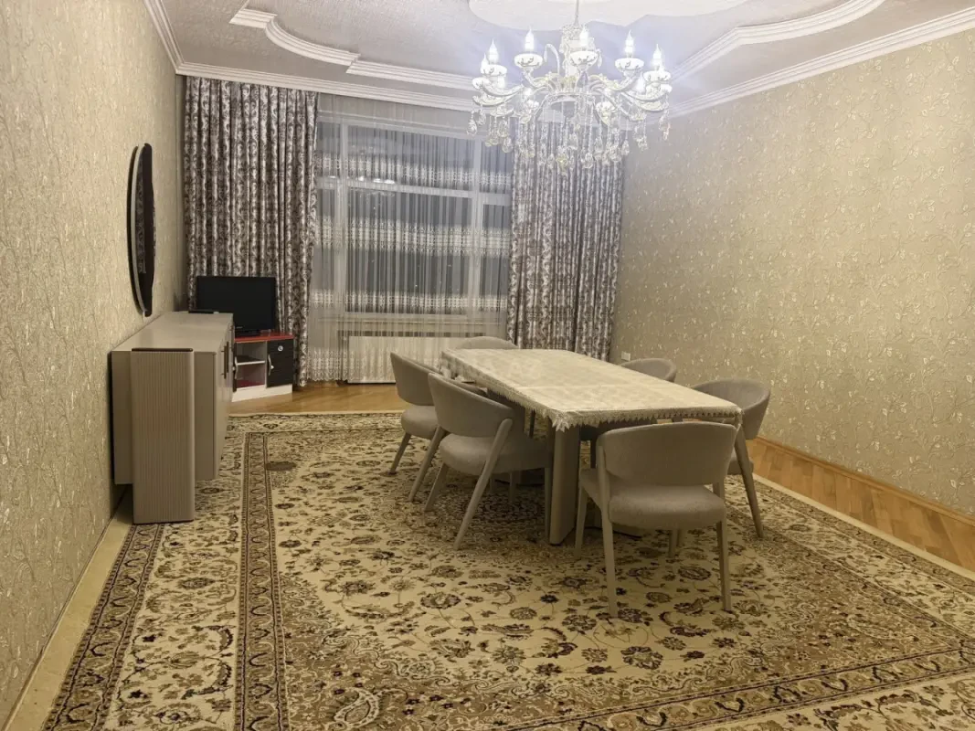 Kirayə verilir 3 otaqlı mənzil 100 m²