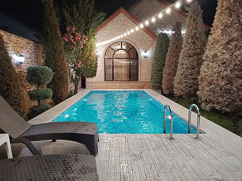Kirayə verilir 5 otaqlı həyət evi 200 m² — Bakı, Mərdəkan 5 otaq 200.00 m²
