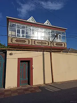 Kirayə verilir 5 otaqlı həyət evi 220 m² — Bakı, Bakıxanov 5 otaq 220.00 m²
