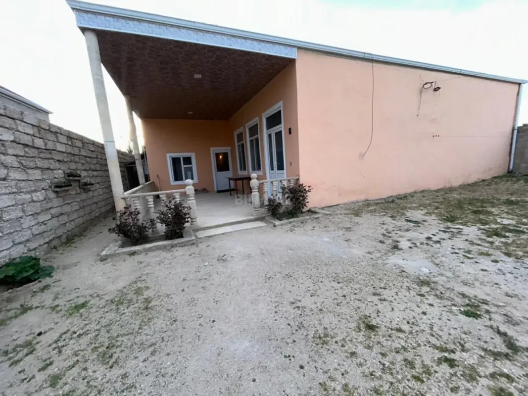 Satılır 3 otaqlı həyət evi 120 m²
