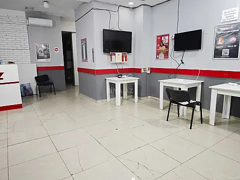 Kirayə verilir obyekt 70 m² — Bakı, Əhmədli 70.00 m²