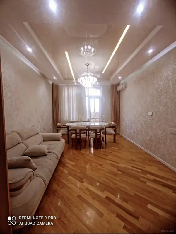 Kirayə verilir 3 otaqlı mənzil 110 m²