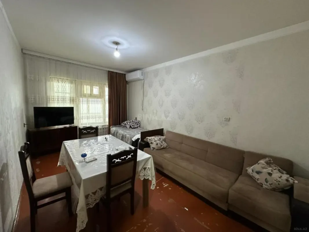 Satılır 2 otaqlı mənzil 65 m²