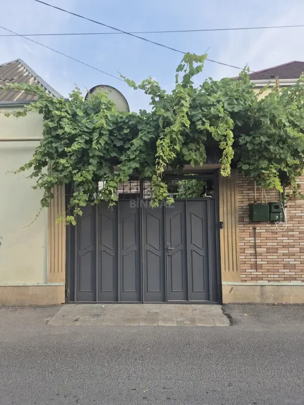 Satılır 3 otaqlı həyət evi 100 m²