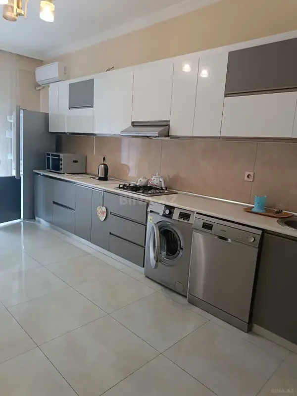 Kirayə verilir 3 otaqlı mənzil 100 m²