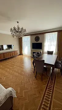 Kirayə verilir 3 otaqlı mənzil 100 m² — Bakı 3 otaq 100.00 m²