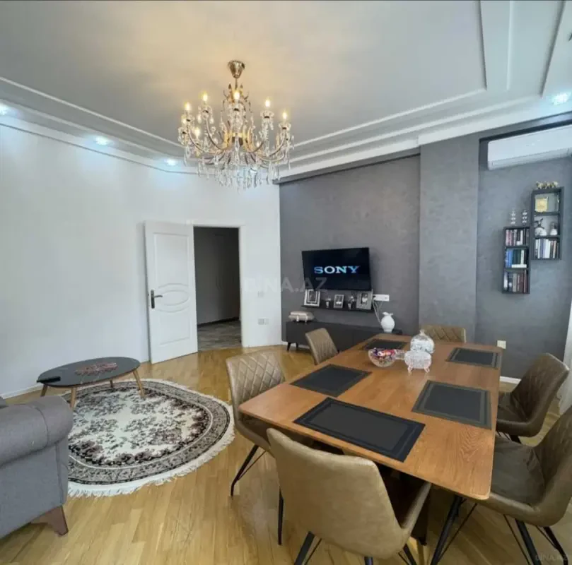 Satılır 3 otaqlı mənzil 95 m²